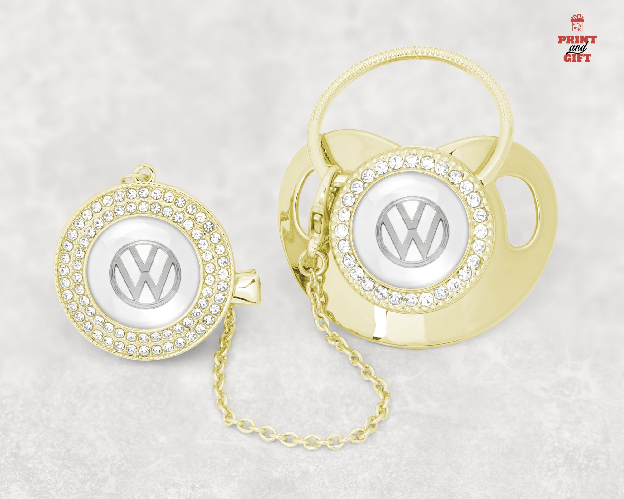 Βρεφική πιπίλα χρυσή με σήμα volkswagen